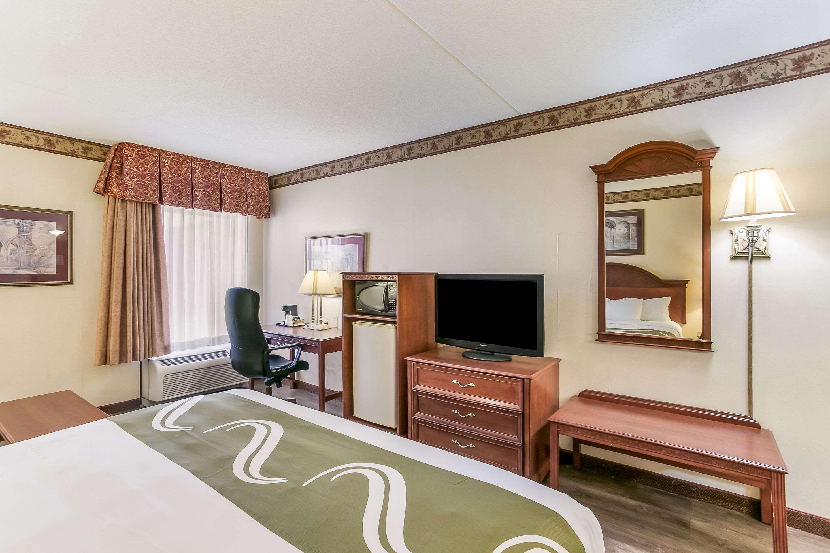Quality Inn & Suites Bel Air I-95 Exit 77A Exteriér fotografie